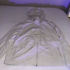 Lululemon Size 6 Lightweight Hooded Windbreaker Jacket – Neutral Taupe / Gray